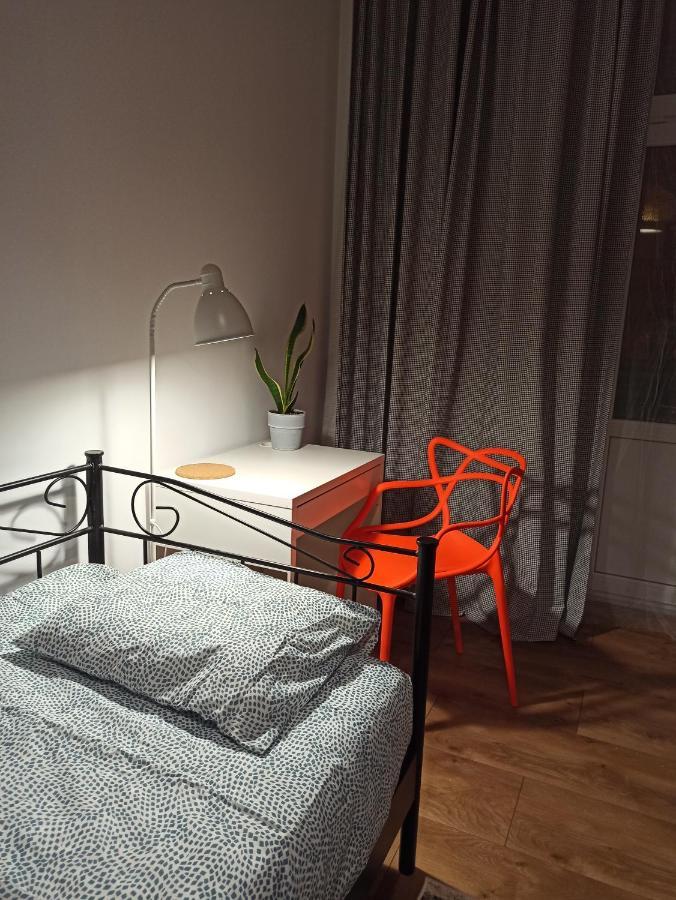 Apartament Rozeta Centrum 6Os Legnica Bagian luar foto