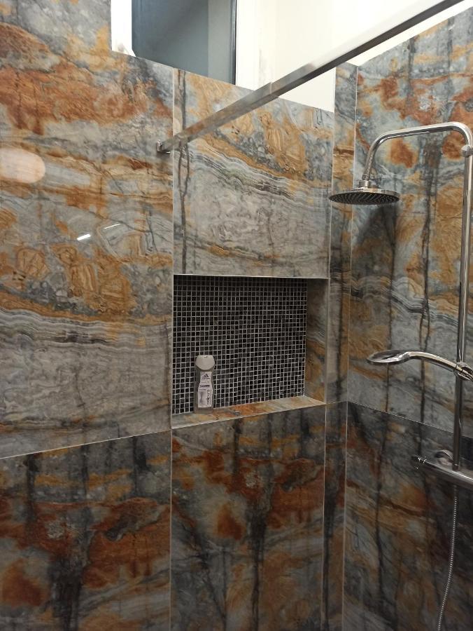 Apartament Rozeta Centrum 6Os Legnica Bagian luar foto