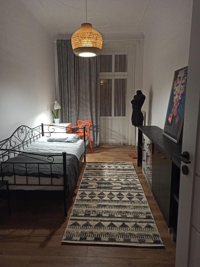 Apartament Rozeta Centrum 6Os Legnica Bagian luar foto
