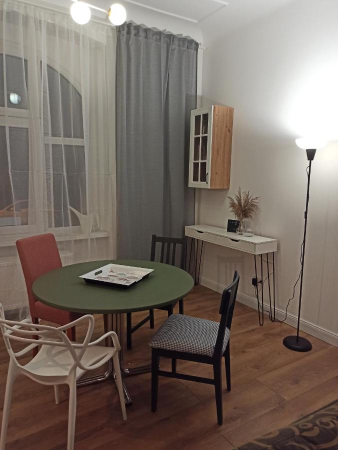 Apartament Rozeta Centrum 6Os Legnica Bagian luar foto