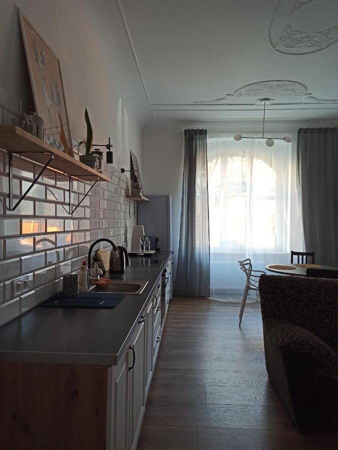 Apartament Rozeta Centrum 6Os Legnica Bagian luar foto