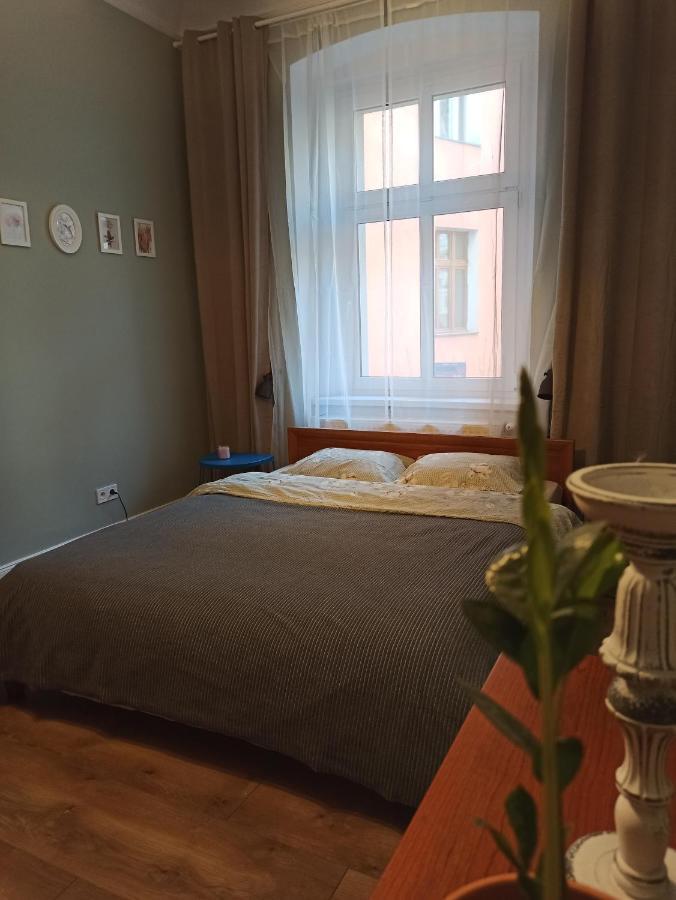 Apartament Rozeta Centrum 6Os Legnica Bagian luar foto