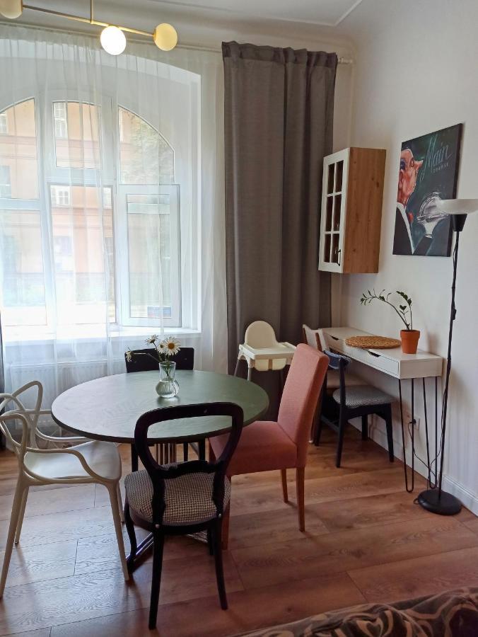 Apartament Rozeta Centrum 6Os Legnica Bagian luar foto