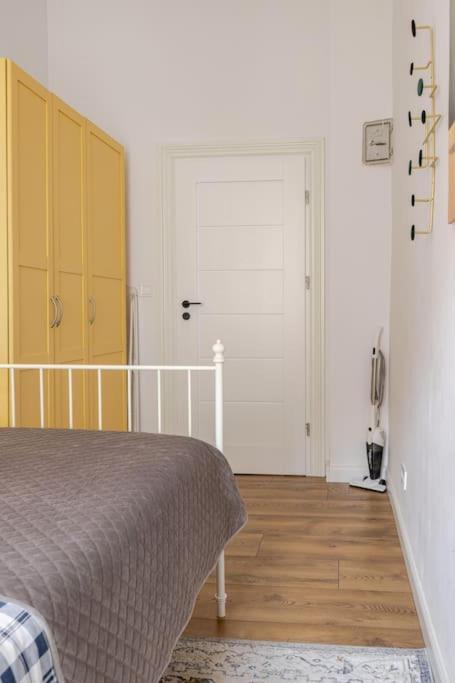 Apartament Rozeta Centrum 6Os Legnica Bagian luar foto